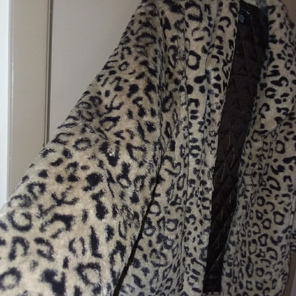 Ellison Ladies Animal Print Faux Fur Coat(M) - Picture 5 of 8